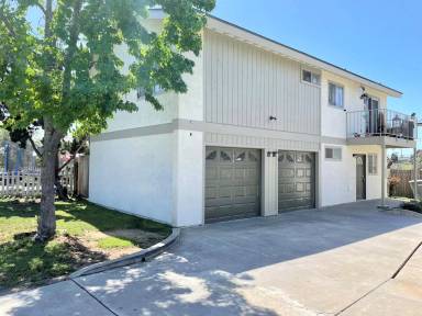 Main picture of 115 E Connecticut Ave