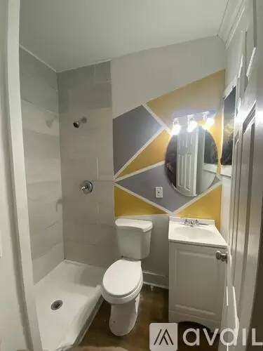 Main picture of 10703 Lee Ave