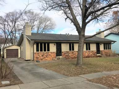 Main picture of 319 Opal Cir