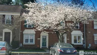 Main picture of 23 Wellspring Cir