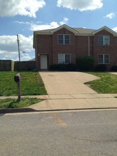 Main picture of 104 Garnet Dr