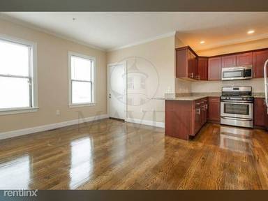 Main picture of 4 Broadway
