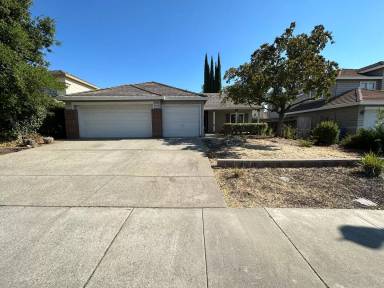 Main picture of 5125 Equestrian Way