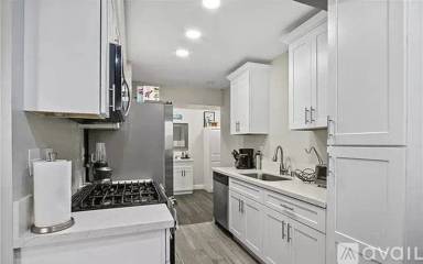 Main picture of 1350 W Lambert Rd