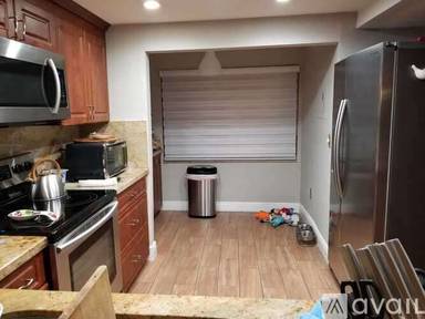 Main picture of 9900 NW 41st St