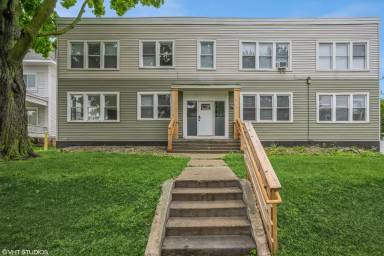 Main picture of 1082 21st St