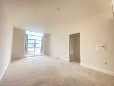 Main picture of 585 9th St Apartments