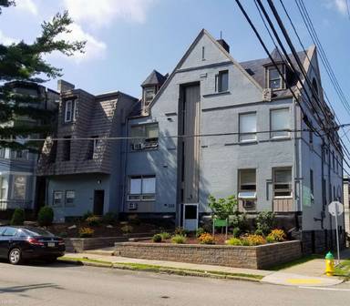 Main picture of 300 Meyran Ave
