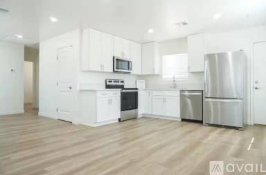 Main picture of 1236 S Farragut St