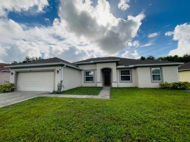 Main picture of 4281 SW Carl St