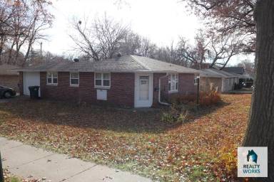 Main picture of 1961 Calvert St