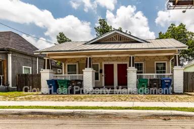 Main picture of 218 Cadwallader St