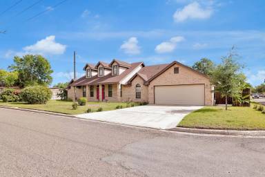 Main picture of 616 Sauz St