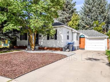 Main picture of 225 W 400 N