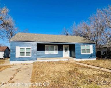 Main picture of 1206 E Park St