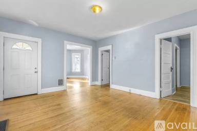 Main picture of 1622 Miller St