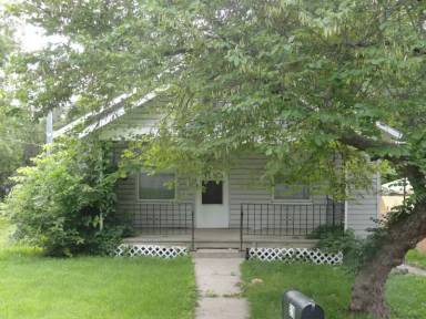 Main picture of 528 S Cedar Ave