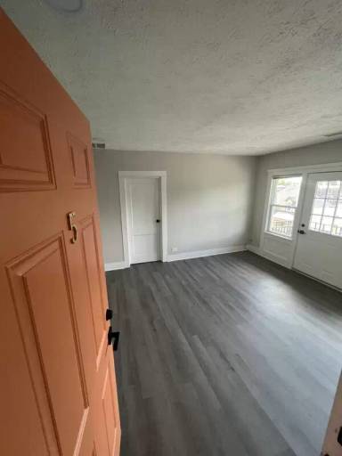 Main picture of 2968 Poppleton Ave