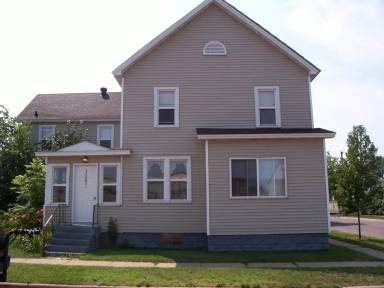 Main picture of 1527 Spooner Avenue - 4