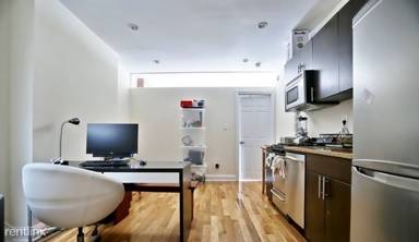 Main picture of 42 Clinton St