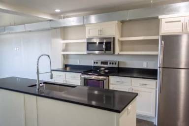 Main picture of 310 E 1st St