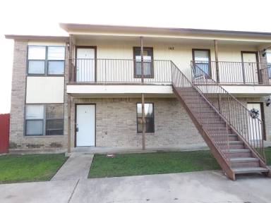 Main picture of 142 Wolf Rd
