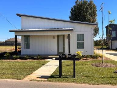 Main picture of Cottages on 30th Avenue E