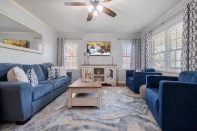 Main picture of 1202 S Florida St