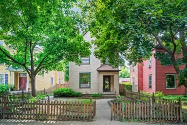 Main picture of 3344 Girard Ave S