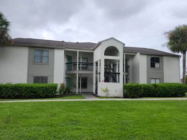 Main picture of 2260 Cascades Blvd