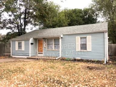 Main picture of 1642 S Dodge Ave