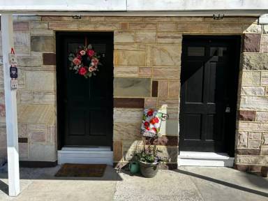Main picture of 805 Front St