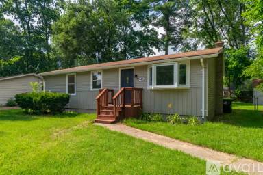 Main picture of 9146 Millward Ave