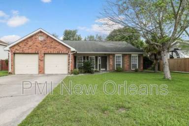 Main picture of 1932 Edgemere Dr