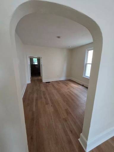 Main picture of 347 W Penn St