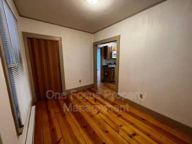 Main picture of 525 W Church St