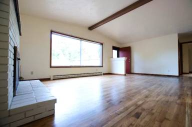 Main picture of 108 Harvard Ct SE