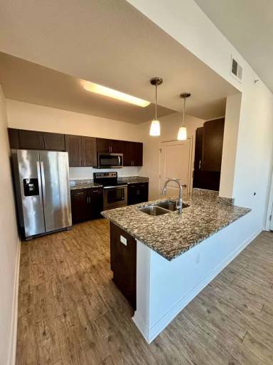 Main picture of Renaissance Pointe Apartments