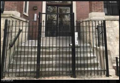 Main picture of 5256 S King Dr