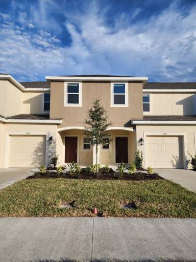Main picture of 2394 Paravane Way