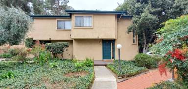 Main picture of 570 Peach St