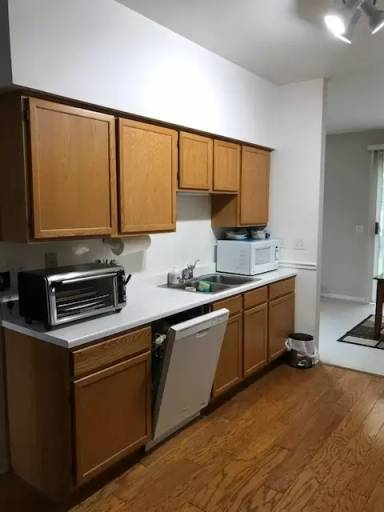 Main picture of 284 Glen Leven Ct