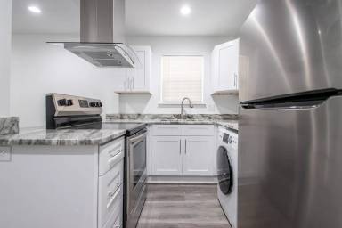 Main picture of 201 N Pierce St