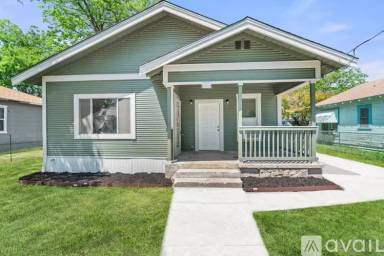 Main picture of 123 Koepke Ave