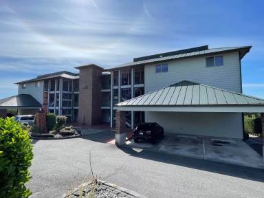 Main picture of 1499 SE 9th Ave