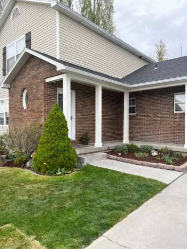 Main picture of 176 Cobblestone Ln
