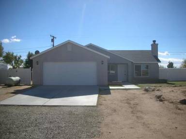 Main picture of 8824 Bay Ave