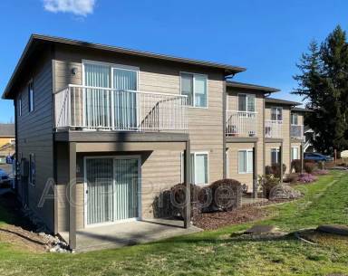 Main picture of 2759 McLeod Rd