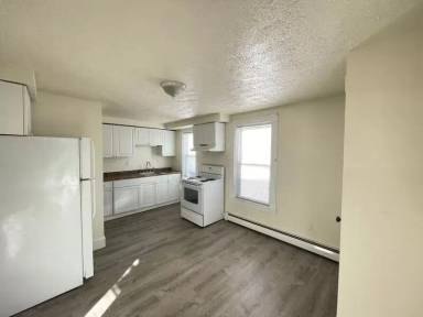 Main picture of 214 Kelley St