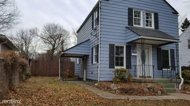 Main picture of 573 Congress St